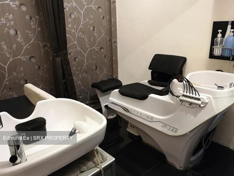 121 Hougang Avenue 1 (D19), Shop House #226924181